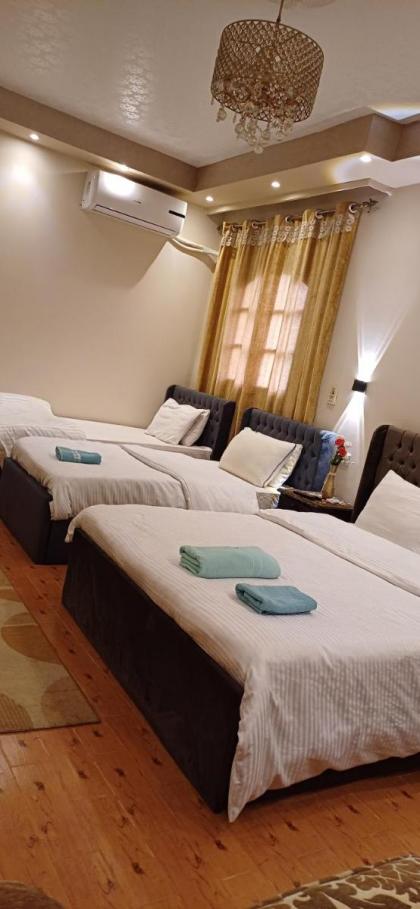 Yoya pyramids inn - image 4