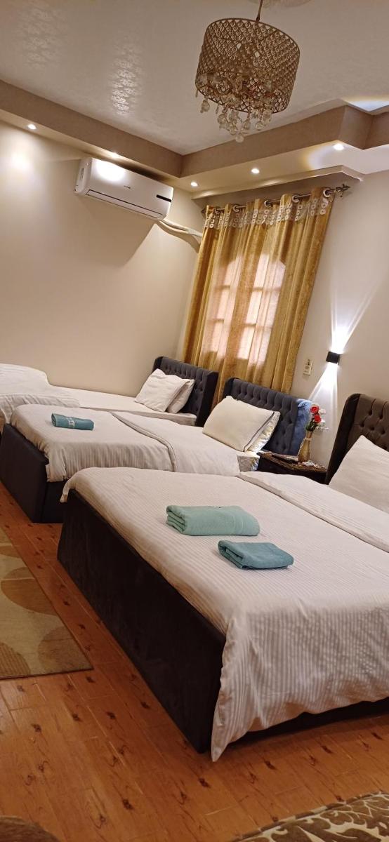 Yoya pyramids inn - image 4