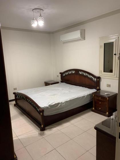 comforting apartment with privacy - image 9