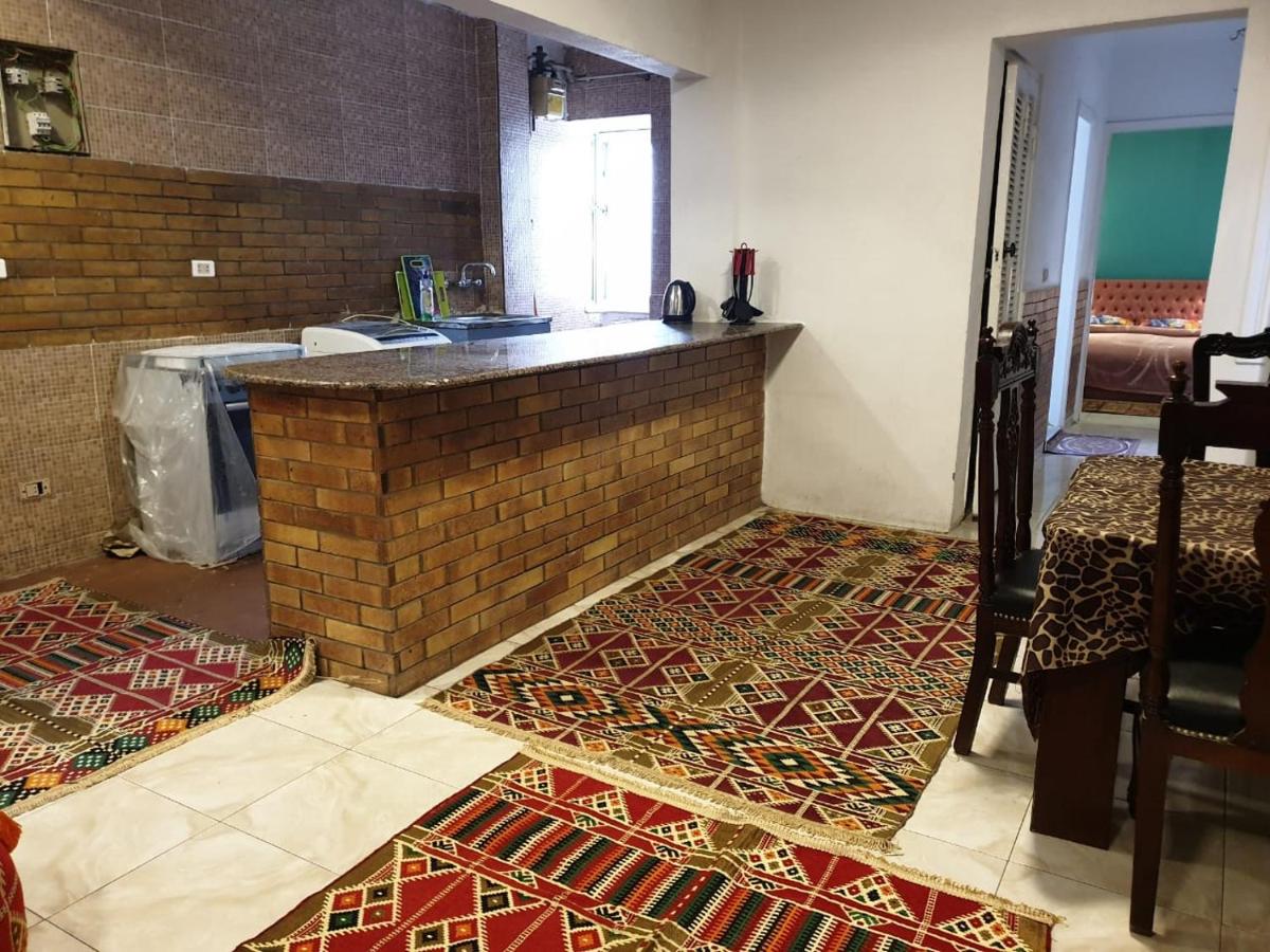 شقه 3 غرفه نوم 3 سرير حمام واحد الدقي يوجد لدينا شقق مختلفة الشيخ زايد المهندسين الدقي - image 5