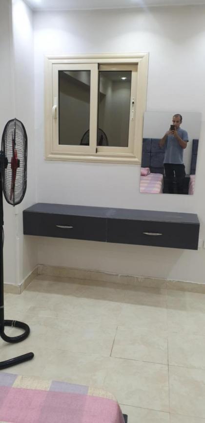 شقه مفروشه علي جسر السويس جنب اسماك دولفن - image 7