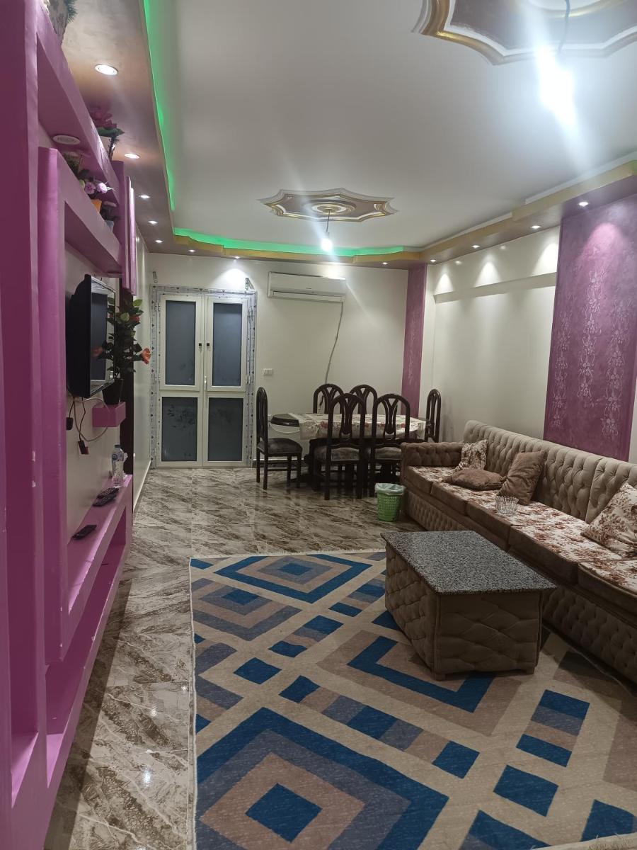 شقه مفروشه جنب اسماك دولفن جسر السويس - main image
