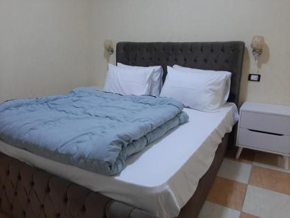 springo pyramids view - image 22