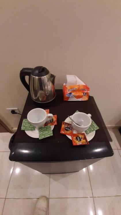 springo pyramids view - image 25