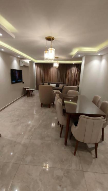 شقة مستوى فندقى المهندسين للعائلات فقط - image 17