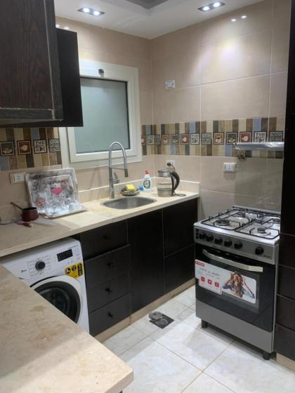 شقق فندقية فاخره بالمهندسين - image 2