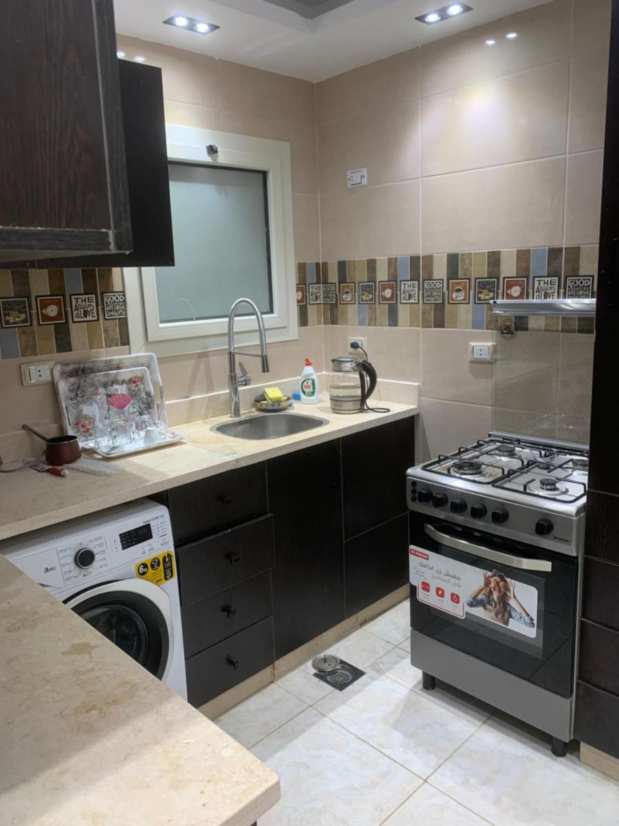 شقق فندقية فاخره بالمهندسين - image 2