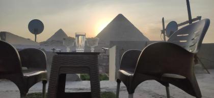 Khattab pyramids Guest house view - image 3
