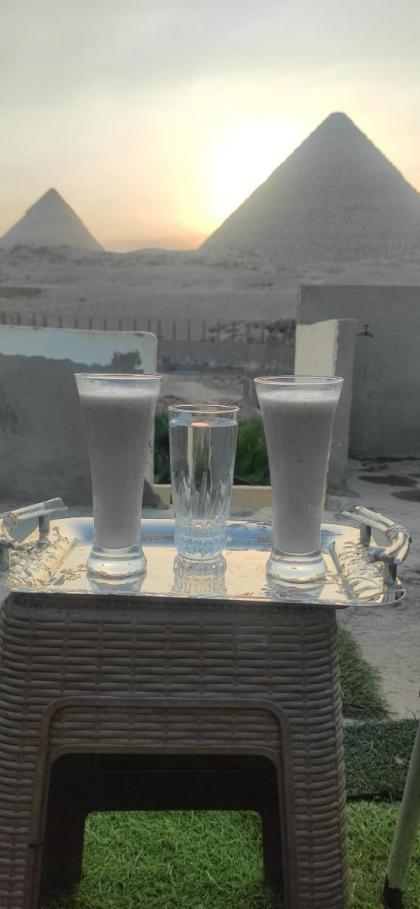 Khattab pyramids Guest house view - image 6