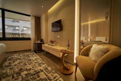Gold's Pyramids Hotel - image 20
