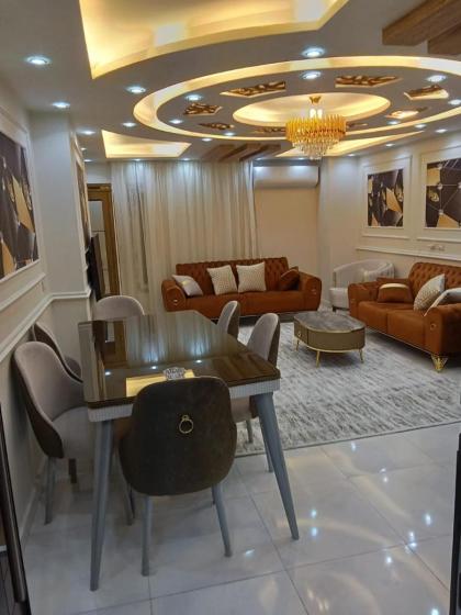 super lux furnished apartment in Al Muhandeseen with a view on the Nile - image 15