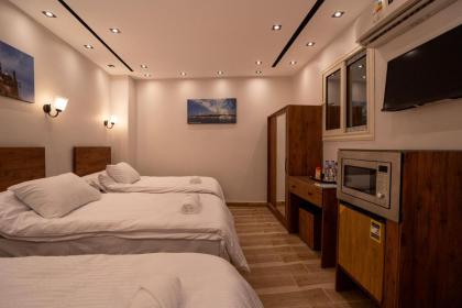 Sun and Sand Guest House - image 11