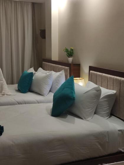Diamond Pyramids View Apartment - image 19