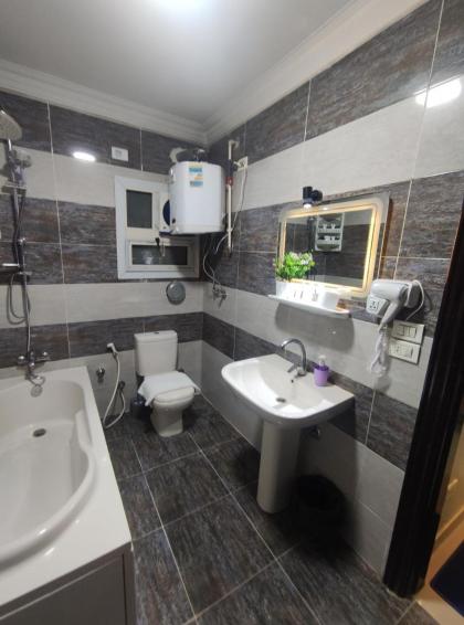 Diamond Pyramids View Apartment - image 7