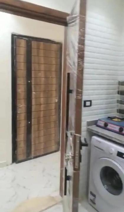 غرف و استوديوهات مفروشه و مكيفه للايجار اليومي و الشهري مدينه السادس من اكتوبر - image 3