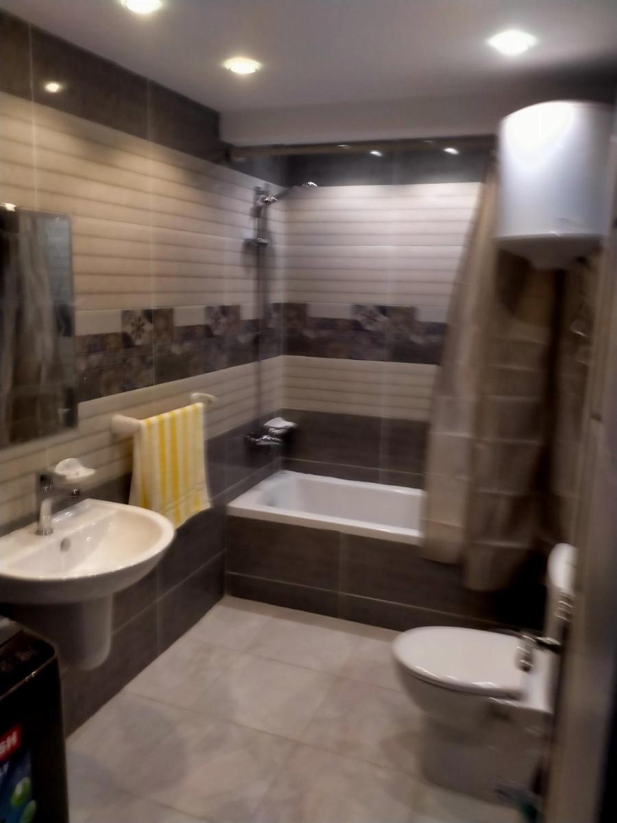 Zahrat Al Bahr El Azam Apartments - image 3