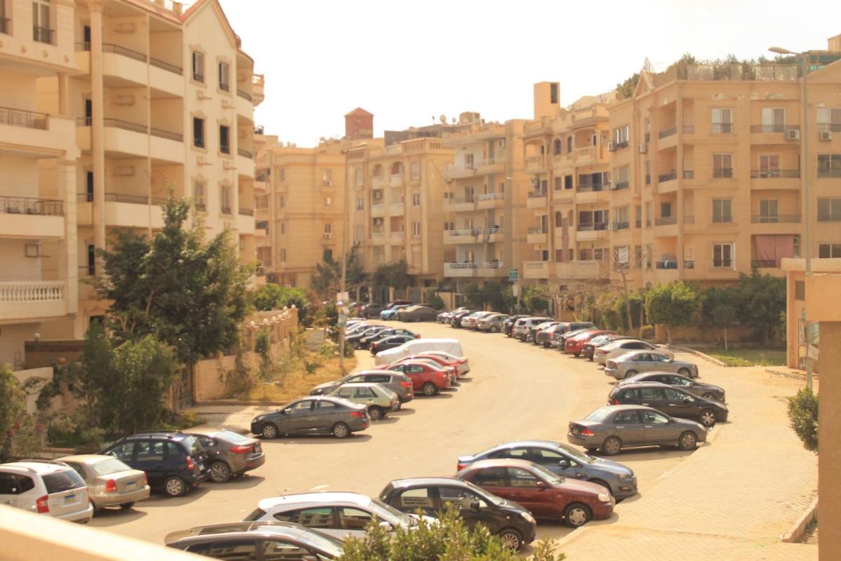 610 residents - image 4