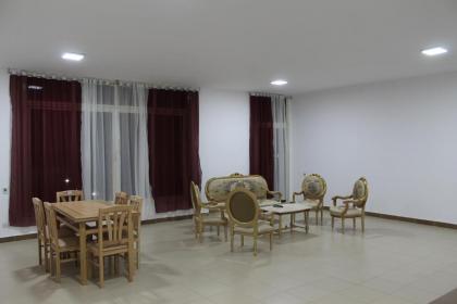 610 residents - image 5