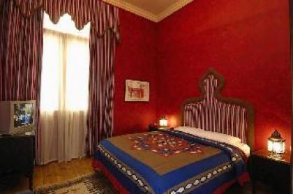 Talisman Hotel - image 11