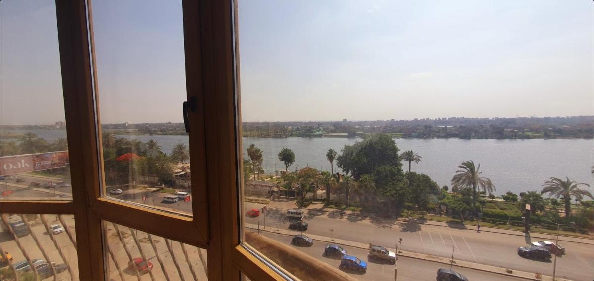 Grand Bayan Hotel & Apt at Nile Plaza - image 2