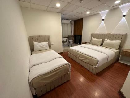 Egy Days Hotel - image 12