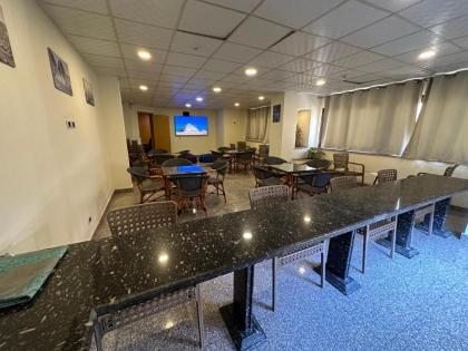Egy Days Hotel - image 14