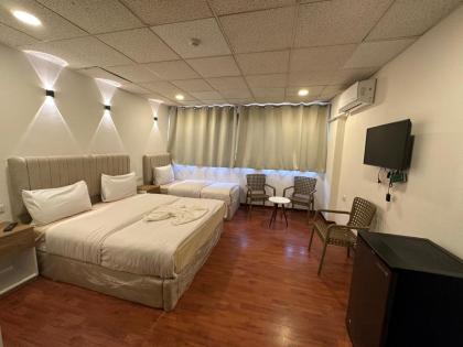 Egy Days Hotel - image 5