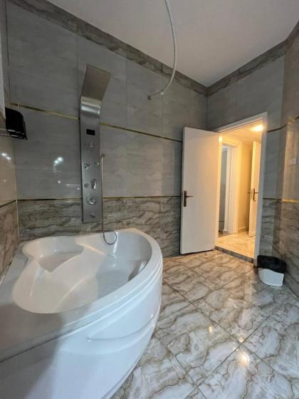 Lucky Hostel - image 11