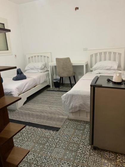 Z Pyramids Inn - image 10