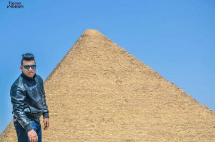 Pyramids Sunrise - image 12