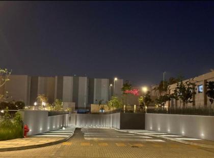 Aeon Towers - Amazing apartment - image 7