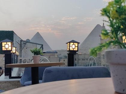 Locanda Pyramids Hotel - image 2