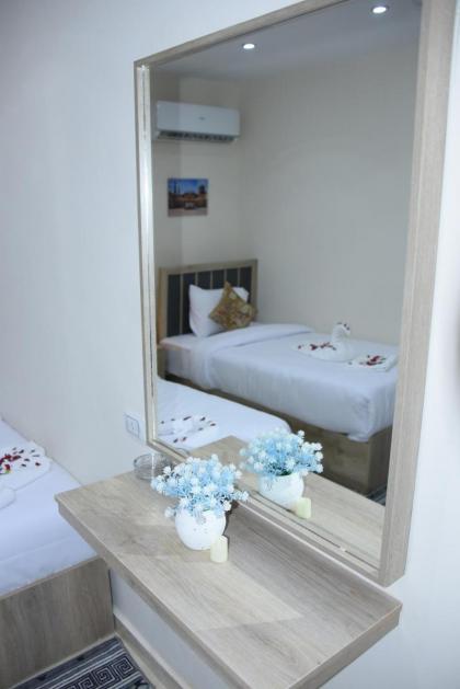 Locanda Pyramids Hotel - image 26