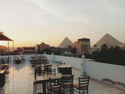SAS pyramids view - image 8
