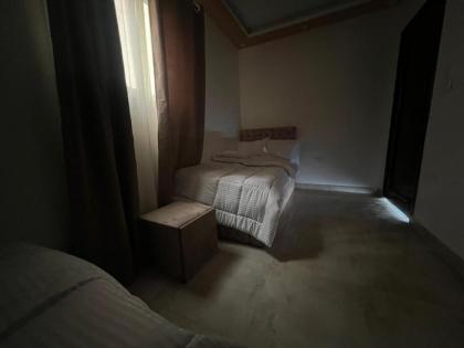 Stay of Giza Pyramids - image 18