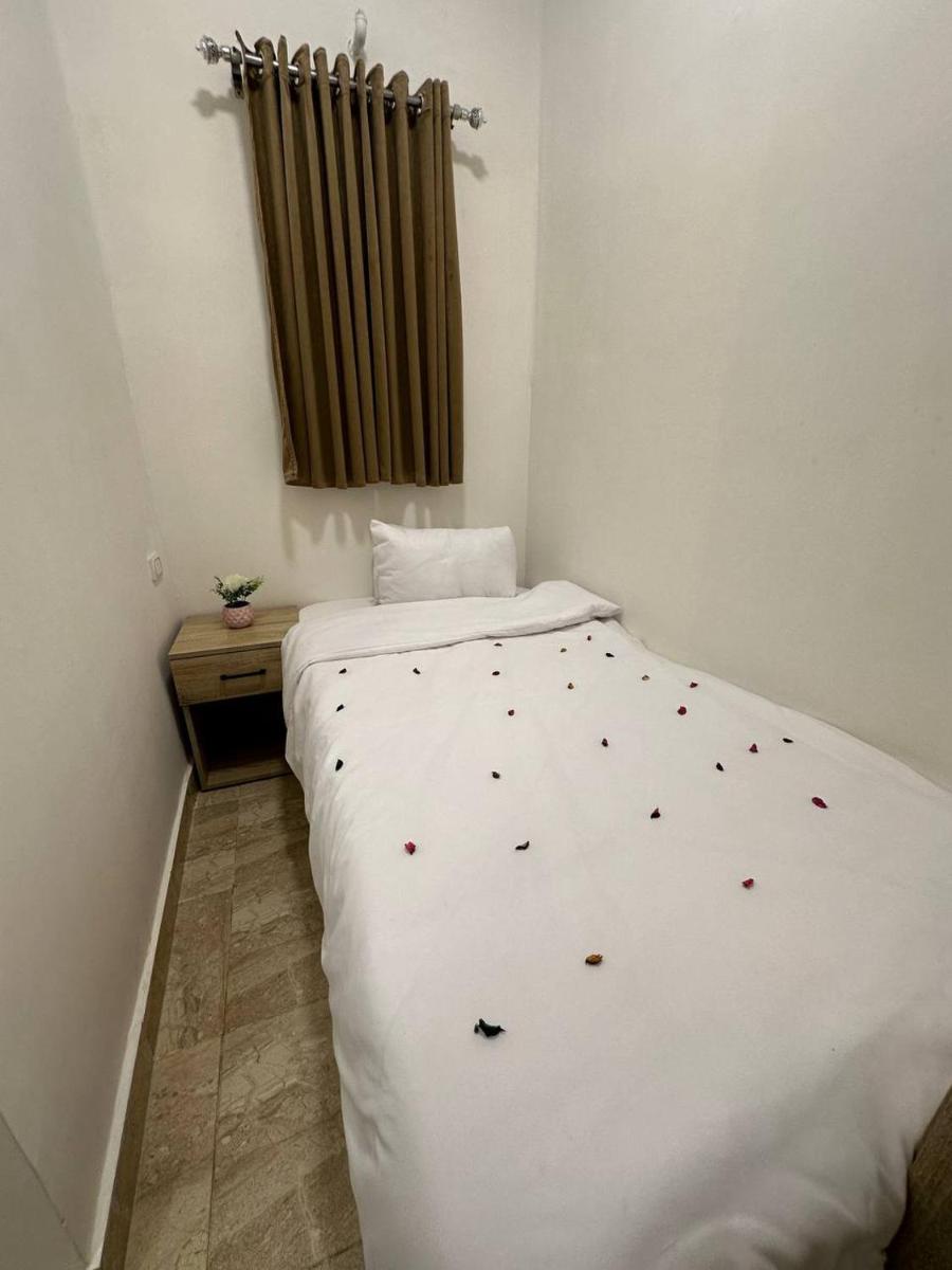 Flower Pyramids Guest House - image 5