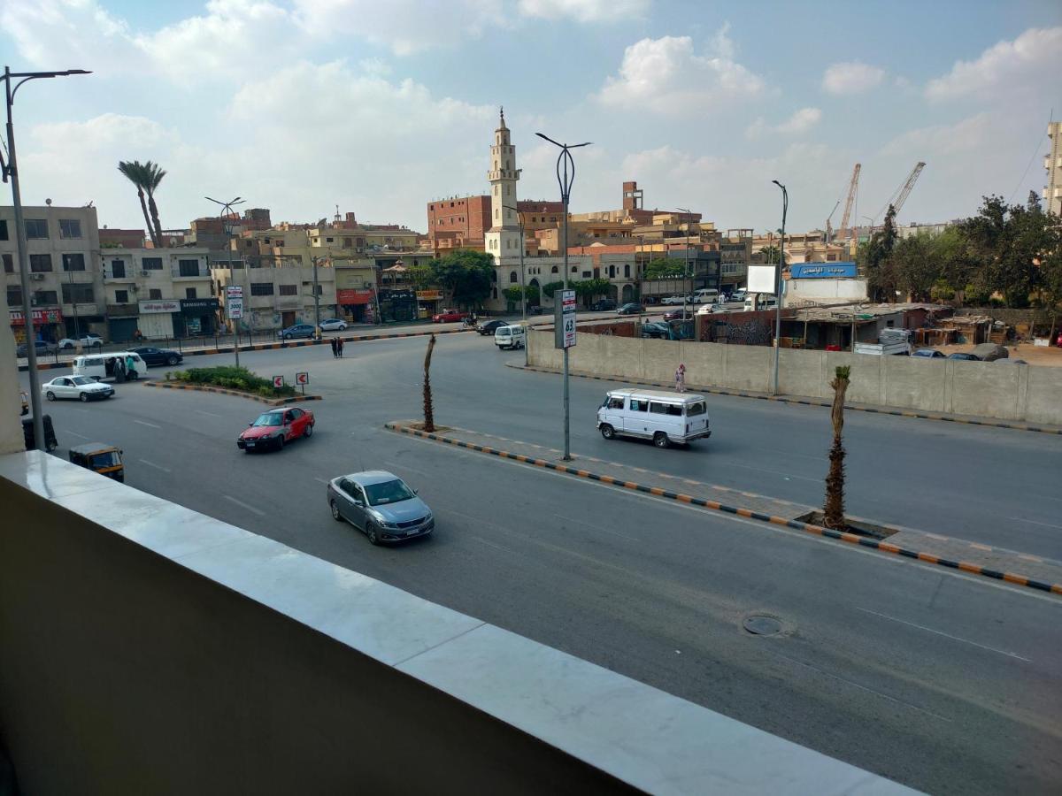 Pyramids 7 - main image
