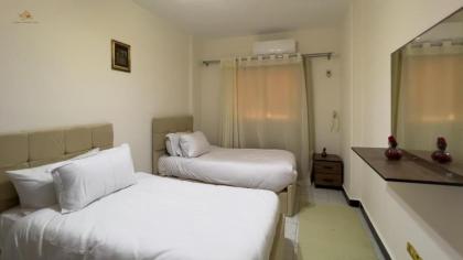 Pyramids & Sphinx View Apartment - image 3