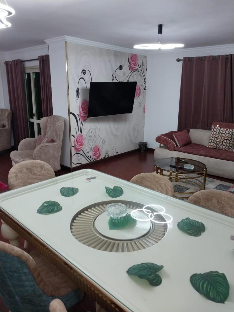 شقة مفروشة فندقية للايجار عباس العقاد الرئيسي - image 2