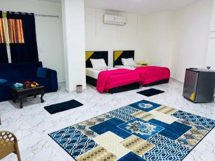 four pyramids Guest house - image 2