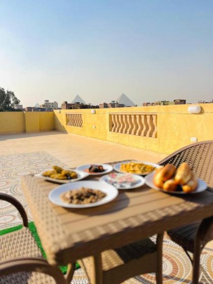 four pyramids Guest house - image 23