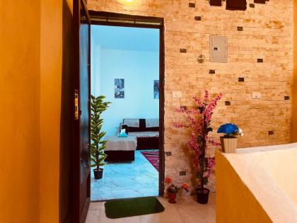 four pyramids Guest house - image 28