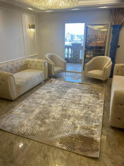 Luxury MinaS partment - image 2