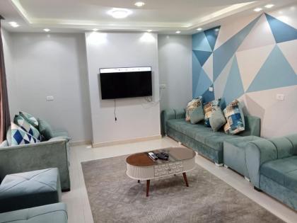 Luxury furnished new apartment al muhandessin شقة جديدة مفروشة سوبر لوكس المهندسين جامعة الدول 