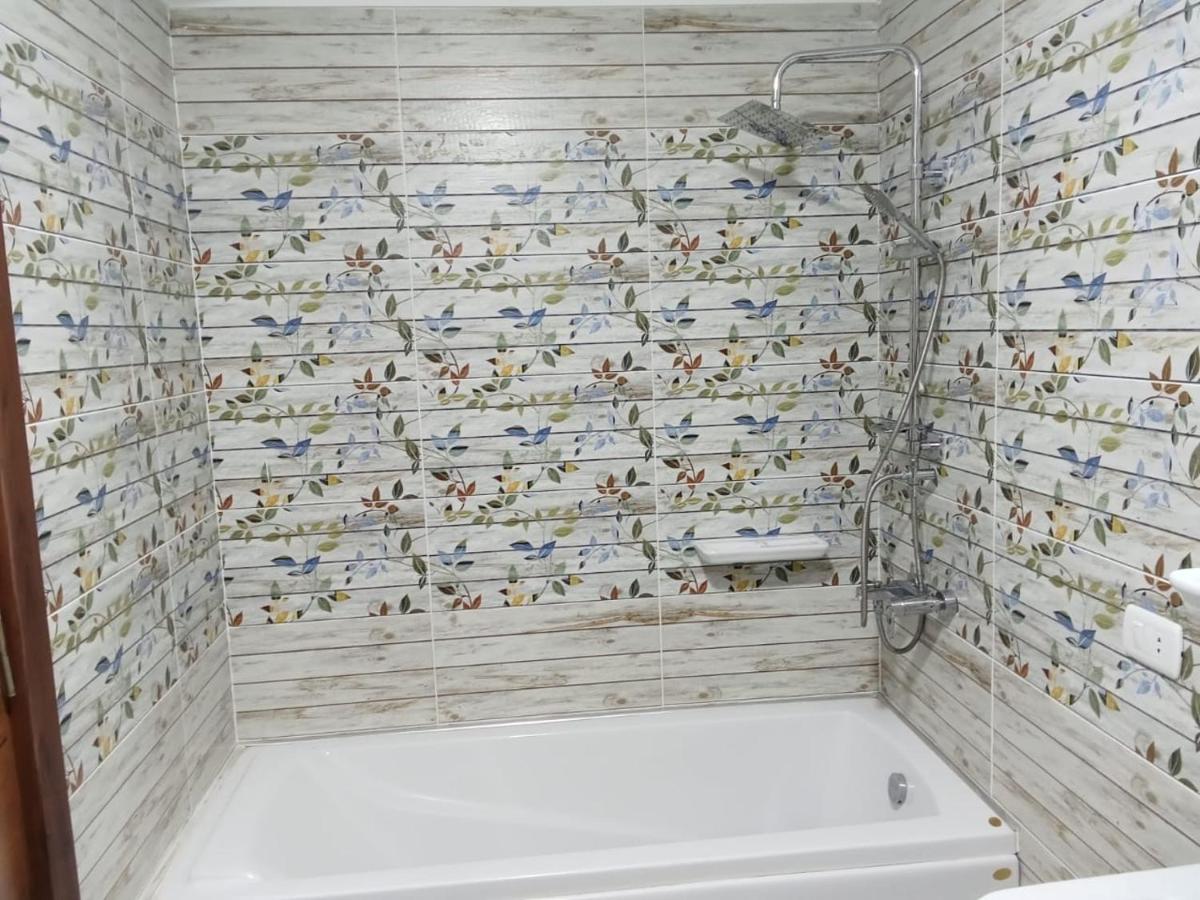 Luxury furnished new apartment al muhandessin شقة جديدة مفروشة سوبر لوكس المهندسين جامعة الدول - image 2
