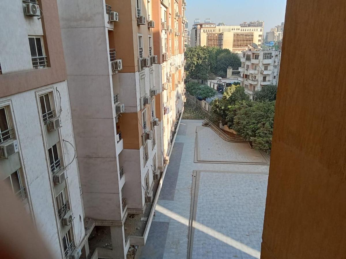 Luxury furnished new apartment al muhandessin شقة جديدة مفروشة سوبر لوكس المهندسين جامعة الدول - image 4