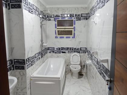 Luxury furnished new apartment al muhandessin شقة جديدة مفروشة سوبر لوكس المهندسين جامعة الدول - image 5