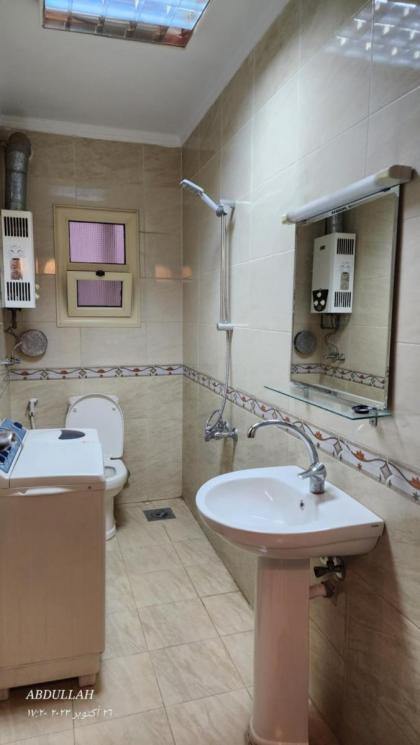 شقة مميزة بموقع حيوي بالقاهرة - image 9