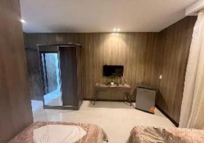 Rotana Palace Suites-Cairo - image 2