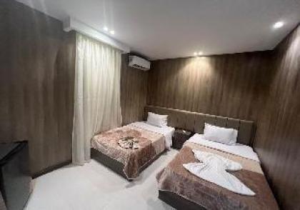 Rotana Palace Suites-Cairo - image 4
